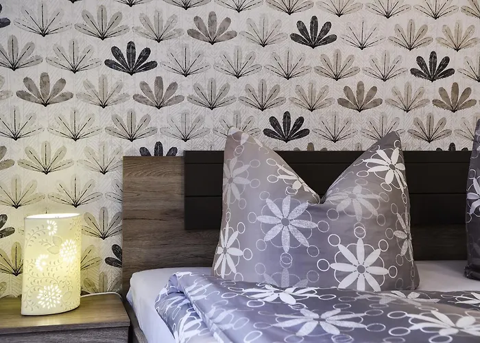 Schwarz & Weiss * Eisenach